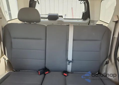 2009 Ford Escape Xlt from USA, damaged, VIN 1FMCU93G99KB86908